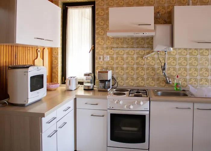 House Private *