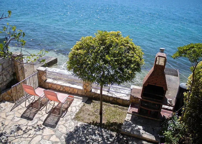 House Private