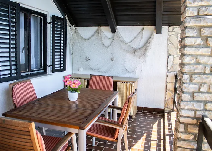 House Private Feriehus Bibinje